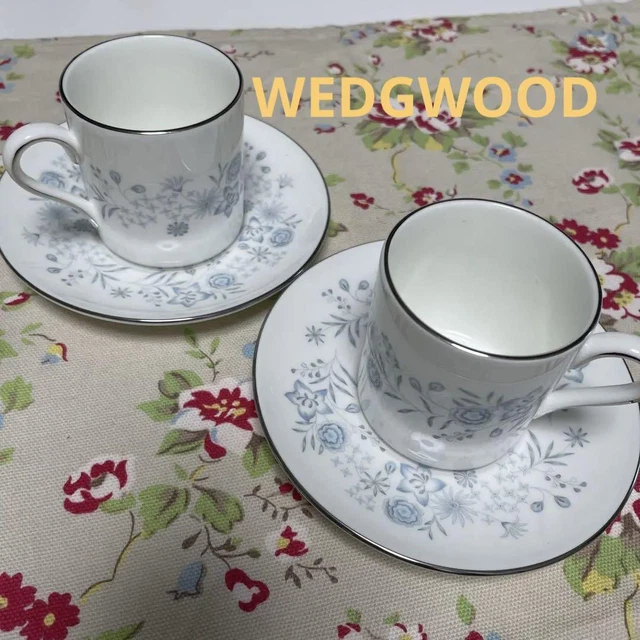 Wedgwood Bellefleur Demi Cup - Par de platillos