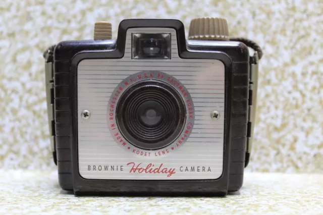 Vintage Kodak Brownie Holiday Camera with Kodet Lens great shape WORKING C-PICS