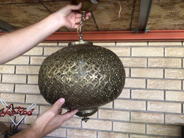 MCM | VTG Moroccan Pierced Brass Swag Hanging Ceiling Light Pendant Lantern | 👀