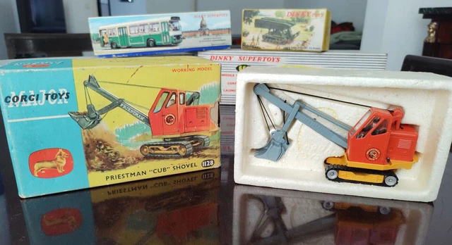 Pelle Mécanique Corgi Toys N°1128 - Modèle Priestnam Club, Boîte D'Origine