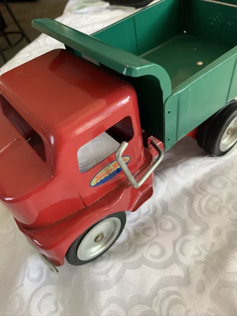 Vintage 1949 1996 Hasbro Tonka Truck Metal Red And Green Dump Truck