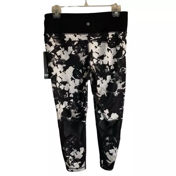 90 Degree ladies new black and white floral printed cropped active leggings M