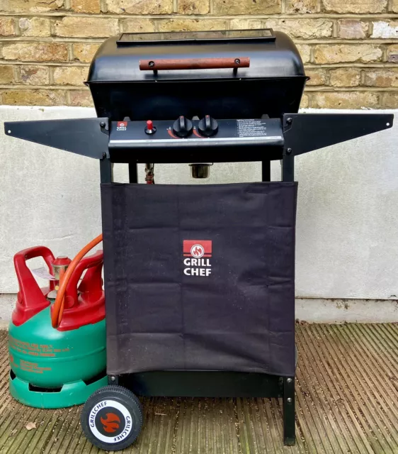 5kg Patio Gas + BBQ Landmann 'Grill Chef' Dual Burner Gas 12375FT - VGC - Easter