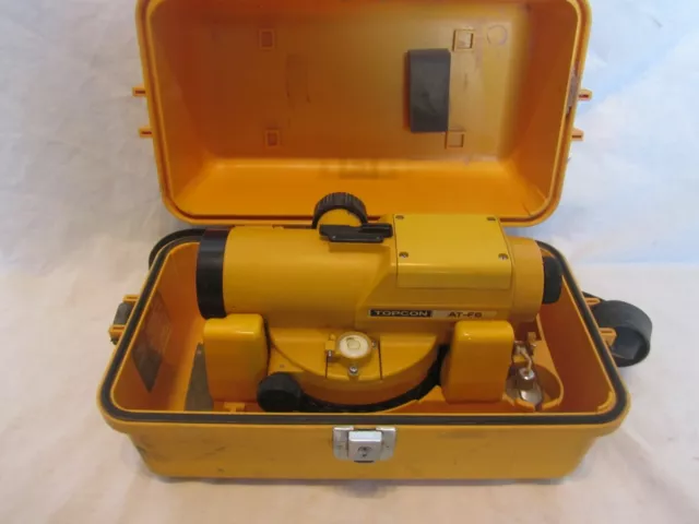 Topcon F6 livello automatico in custodia originale Topcon F6 livello automatico in custodia originale