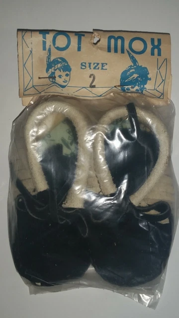 Vintage Taos Tot Mox Indian Maid Toddlers Moccasins Size 2 White Black