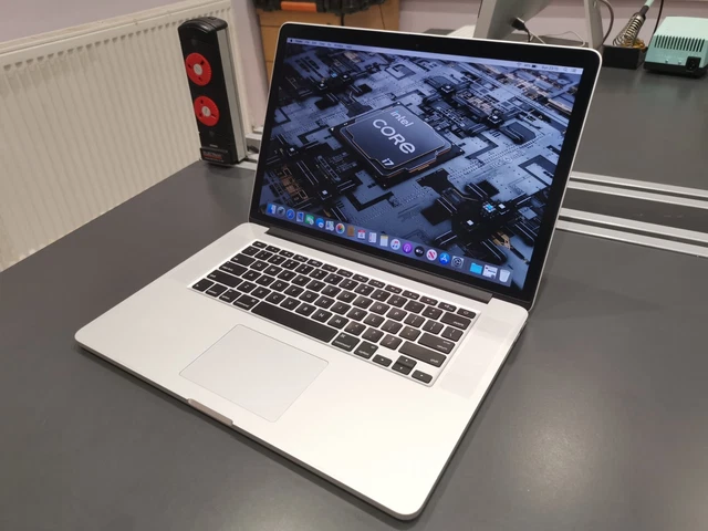 Apple MacBook Pro fine 2013 15" Retina Core i7 2,4 GHz 512 GB SSD (DG) GPU NVIDIA