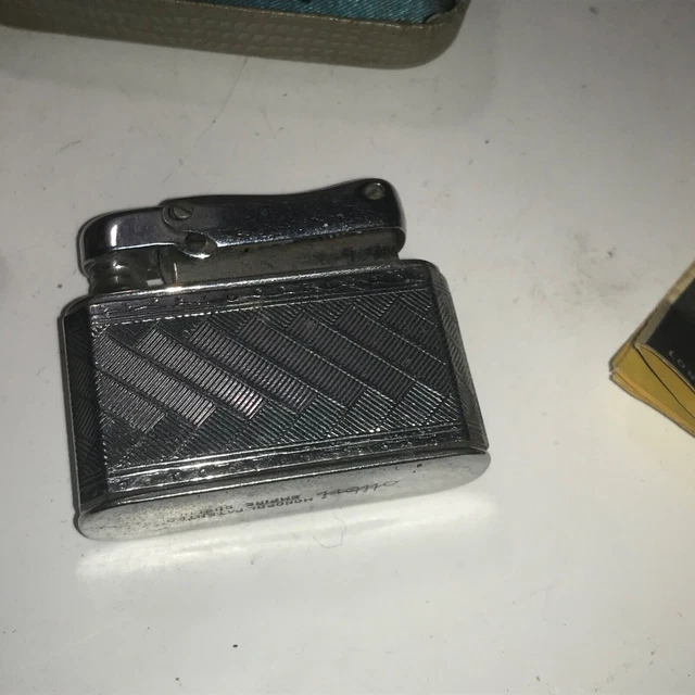 Calibri Monopol ladies lighter Vintage