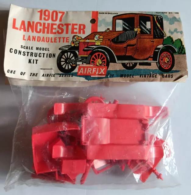 Vintage Airfix model kit. 1907 Lanchester Laundaulette