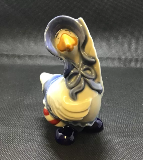 Wade Collectibles “Mother Goose” Wade On Tour 1997 Collector Club Piece