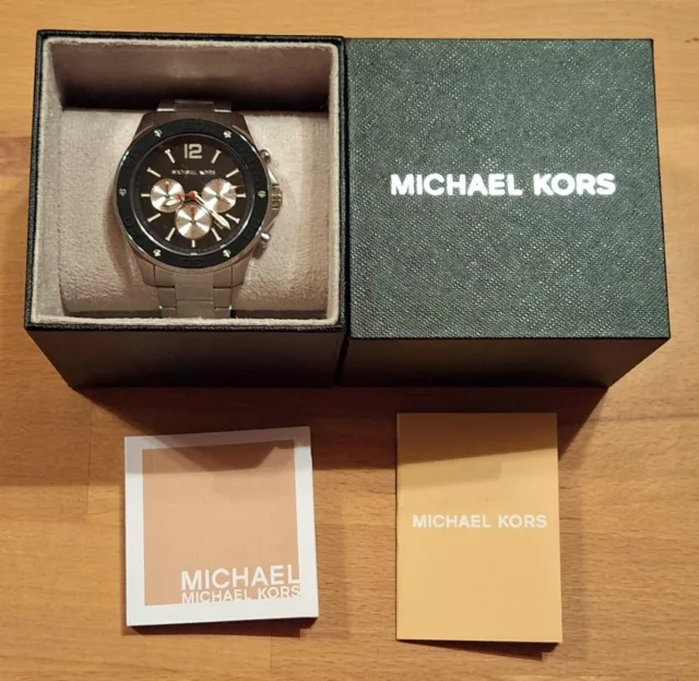 Michael Kors Chronograph Herrenuhr, Durchmesser 45mm, Nolan NS Silver. Neuwertig