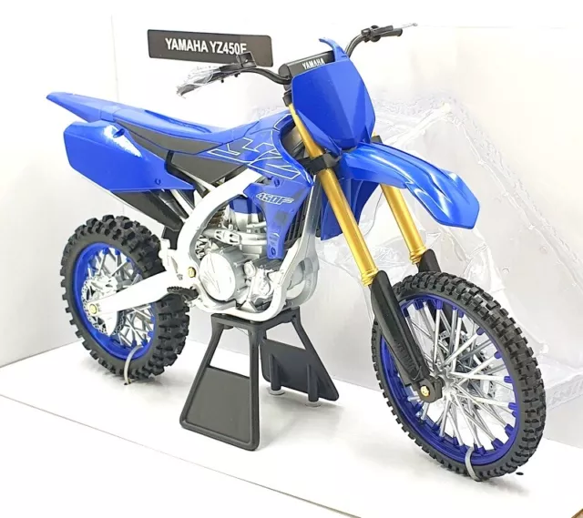 Moto de Ferro Trilha Miniatura Yamaha YZ 250 1:6 na Caixa New-Ray