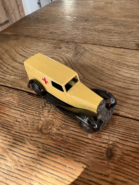 DINKY TOYS 180 PACKARD CLIPPER SEDAN AVEC JANTES CONCAVES EN BOITE D'ORIGINE