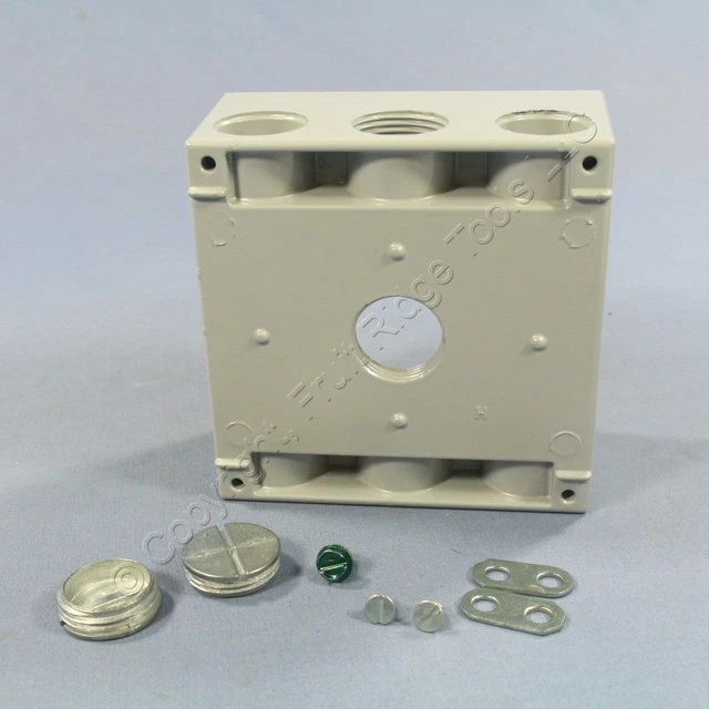 Caja de salida de 2 marchas gris fundido a presión de aluminio fundido a prueba de intemperie PS 3 orificios 3/4" WPB332