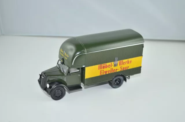 CAMION D'ANTAN 1/43°. N°41 OPEL Blitz Fourgon Meubles