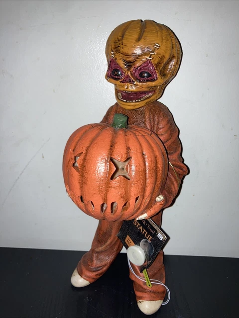 🔥Spirit Halloween SAM Statue Light Up Pumpkin Trick R Treat 🔥