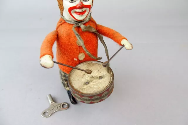 Schuco Tanzfigur - Clown mit Trommel - Uhrwerk funktioniert 2