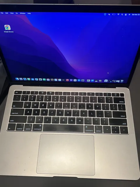 Apple MacBook Air 2019 256GB SSD, Intel Core i5 8th Gen