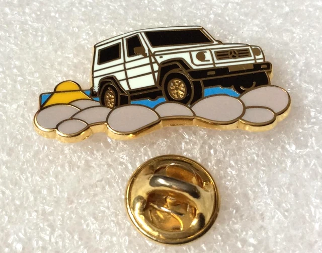 RARE PIN PINS Voiture Michelin Bibendum Qualité Arthus Bertrand 3 EUR