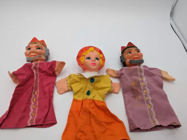 Vintage Mr Rogers Hand Puppets-Kings and Little Red Riding Hood. Nice .Q671