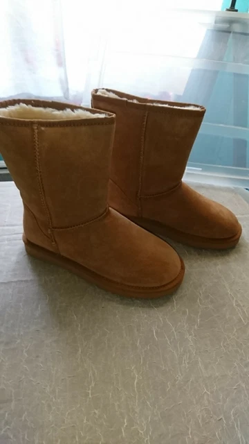 BOOTS FOURRÉES n° 1  -  DAIM CAMEL  -  Pointure 39  -   NEUVES