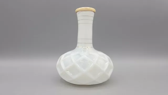 Vintage Fenton Opalescent Milk Glass Diamond Lattice Pattern Perfume Bottle 5”