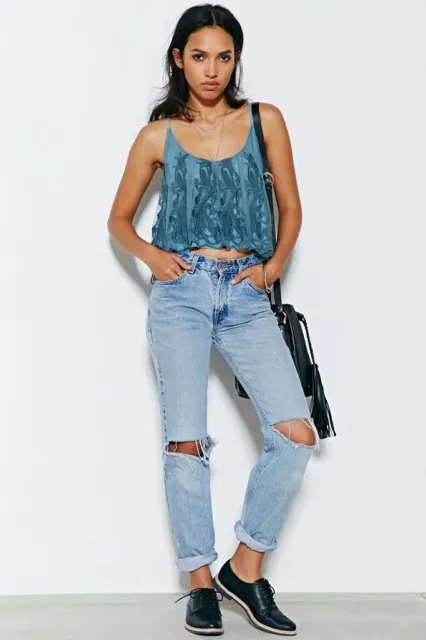 Kimchi Blue Urban Outfitters Scalloped-Edge Swing Cami Top Embroidered S 269734