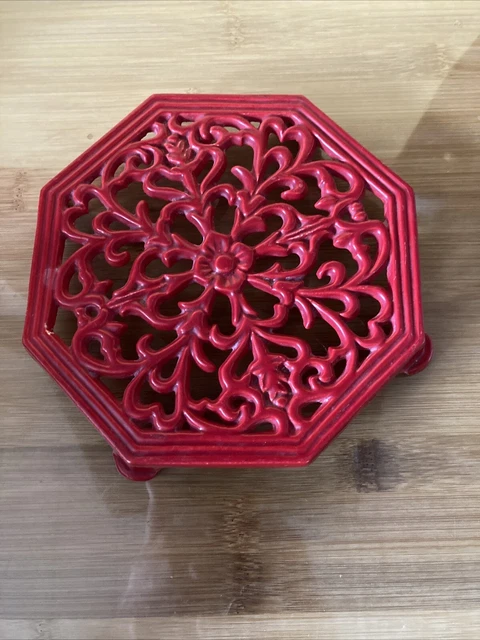 Dessous de plat Rond en fonte Émaillée Rouge vintage - Arts de la table