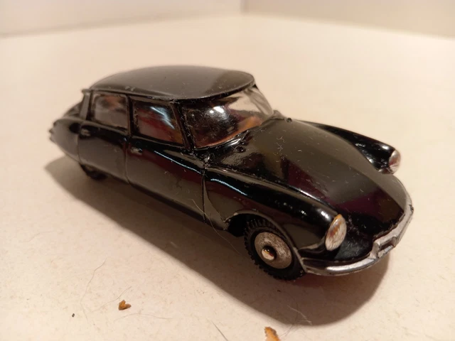 AU794 METOSUL 1/43 1:43 CITROEN DS 19 BORDEAUX