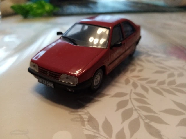 Citroën AX Escapade rouge Furio 1/43 norev neuf