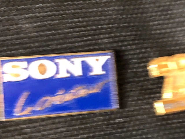 RARE PINS PIN'S .. TV RADIO MUSIQUE JAPON JAPAN SONY FRANCE LOGO OR 3D