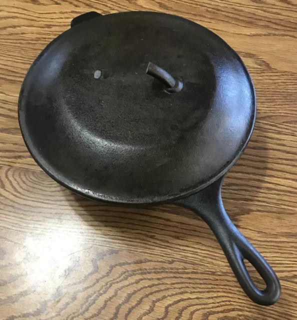 Vintage Cast Iron Lodge #8 Chicken Fryer Made In USA with 10 1/4 Broken Lid