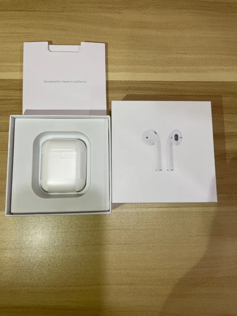 Apple Airpods 2nd Generation Bluetooth Earbuds Earphone White Charging Case