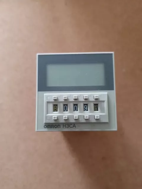 Omron Timer H3CA-A 24-240VAC/DC