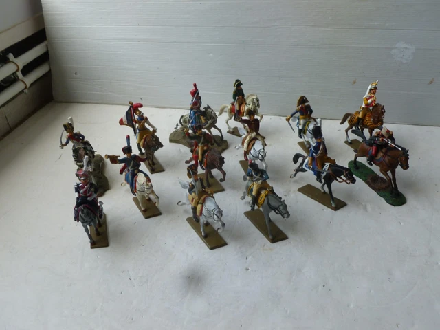 FIGURINES STARLUX PERSONNAGES de gare petite taille anciennes EUR 4,00