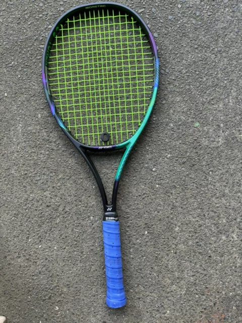 YONEX VCORE PRO 100 (2021) Grip 3