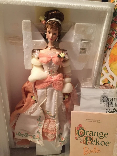 MATTEL PORCELAIN BARBIE Dolls- Orange Pekoe and Mint Memories (Set