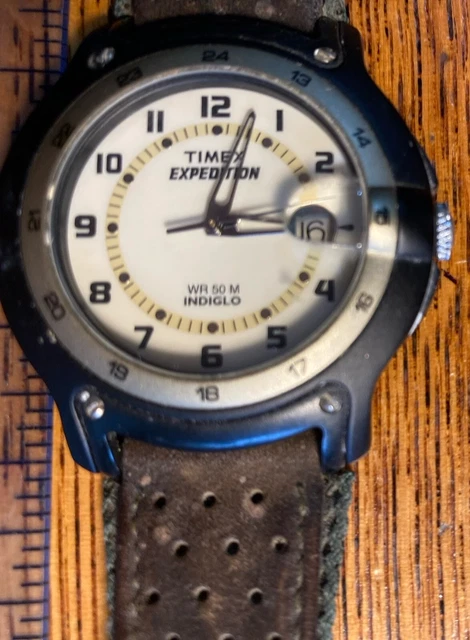 Montre Homme Vintage Timex Expedition 866 - Digitale, 100m Waterproof, Affichage Multi-fuseaux, Rétroéclairage Indiglo