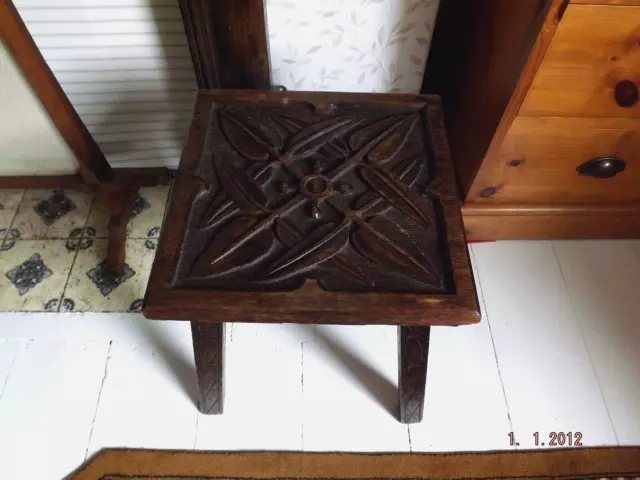 Antique Arts & Crafts stool plant stand carved leaf design Missionary