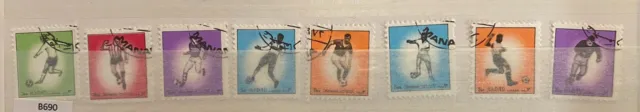 B690 Briefmarken Ajman Fußball gestempelt gelaufen 8 Marken Michel Nr. 1196 usw. 2