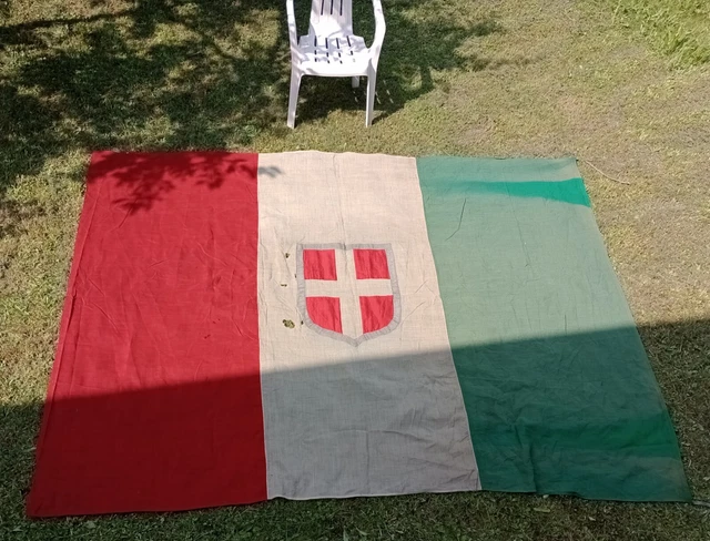 Sede dei liberi a causa del coraggioso veterano giorno Custodia per