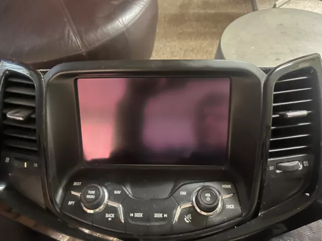 holden vf commodore ss sv6 radio