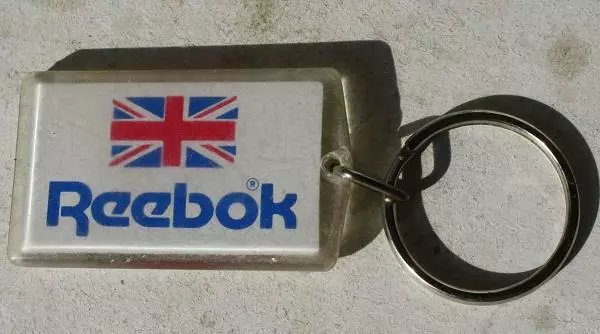 Reebok The Pump Tennis Shoe Plastic Advertising Promotional Keychain Key Ring --