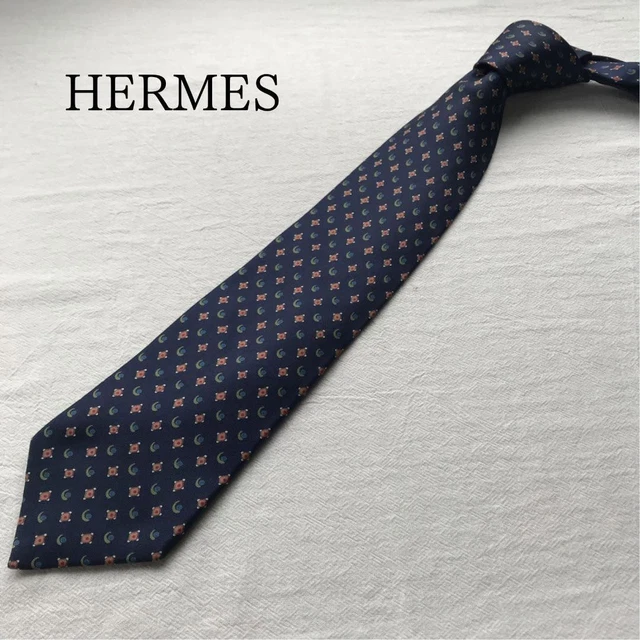 Cravate Hermès Authentique Modèle 271 - 100% Soie Verte - Occasion Très Bon État