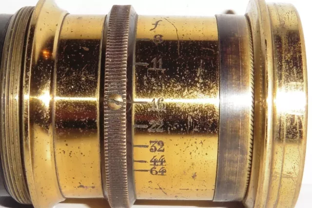 Antikes Messing-Objektiv - Blende 8-64 - Hersteller unbekannt - passend für M 43