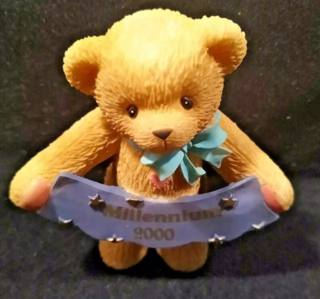 Enesco Cherished Teddies Millennium 2000 Avon Ours Figurine 1999