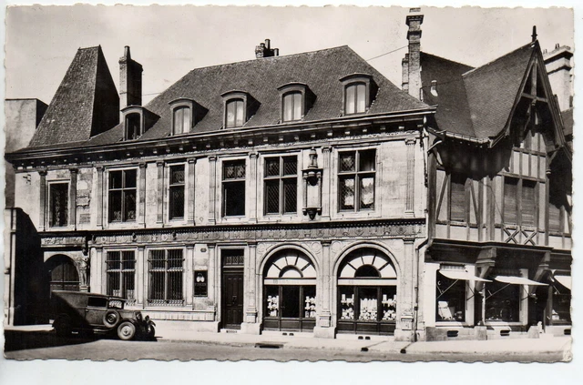 REIMS - Marne - CPA 51 - the streets - rue du Docteur Jacquin - car