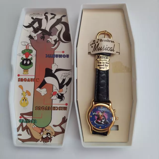 Warner Bros Looney Tunes Armitron Musical Watch Love Skunk Pepe Le Pew W/O Case