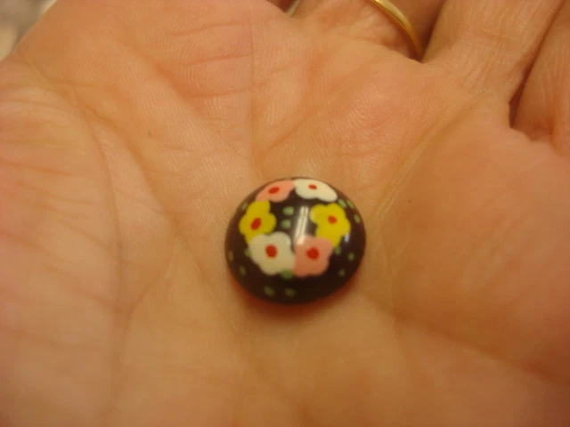 ANCIEN  BOUTON  peint a la main fleurs noir ( 96 )