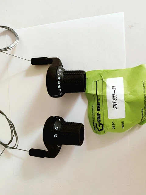 Vintage Grip Shift 8 Speed Shifters SRT600-81 SRT600-11 Gripshift 8x3 SRAM Vintage Grip Shift 8 Speed Shifters SRT600-81 SRT600-11 Gripshift 8x3 SRAM