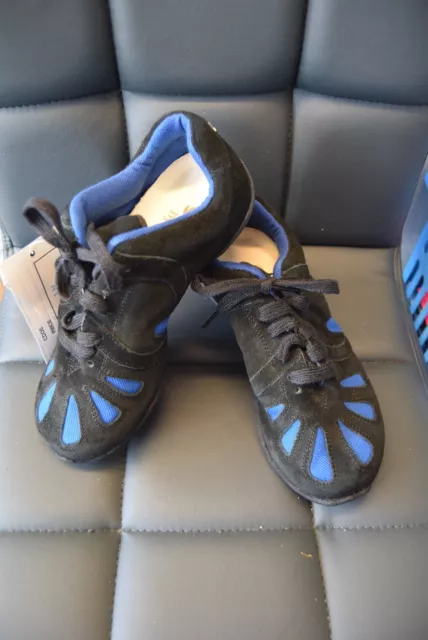 Black and blue Sansha Dynamo split sole dance sneaker - UK 1 (Sansha 4)